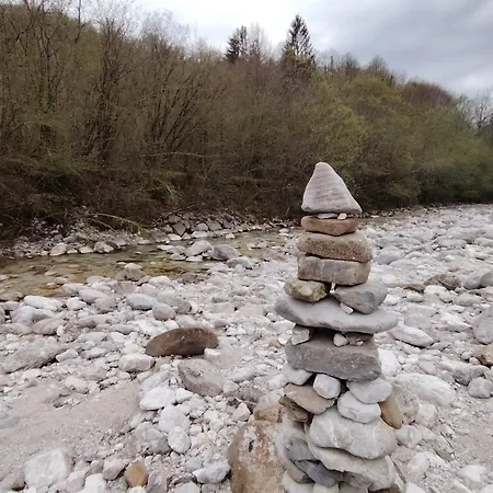Relax Al Torrente Delle Prealpi Giulie شقة *